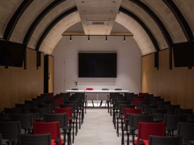 CONFERENCE-HALL-SPEAKER-AREA